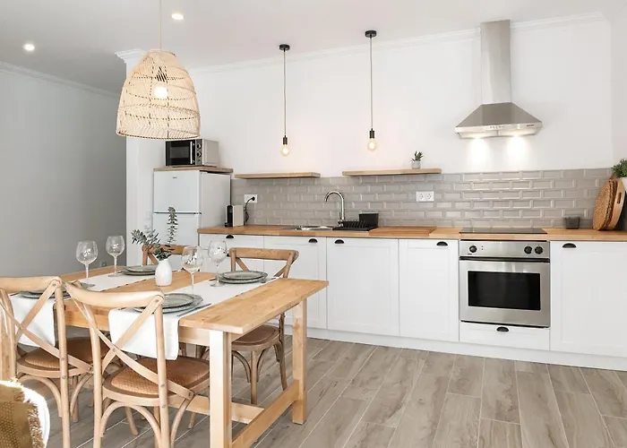 Pe No Campo And * Carvalhal (Leiria)